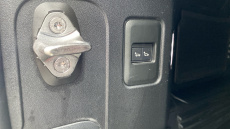 Land Rover Defender 2.0 P300 SE 110 5dr Auto Petrol Estate